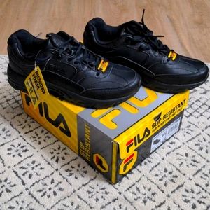 Men's Fila memory foam slip resistant wet/dry/oil